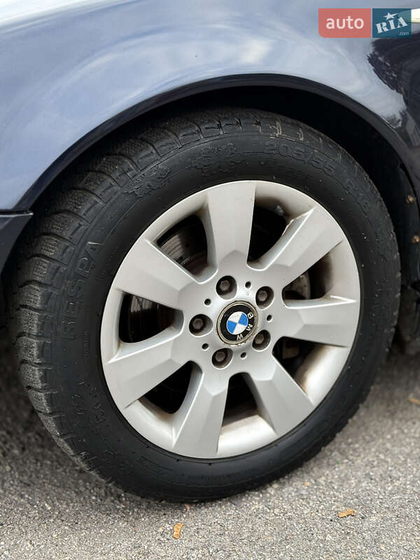 Седан BMW 3 Series 2002 в Казатине