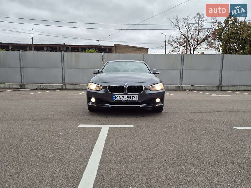 Седан BMW 3 Series 2015 в Києві фото 27 Седан BMW 3 Series 2015 в Києві