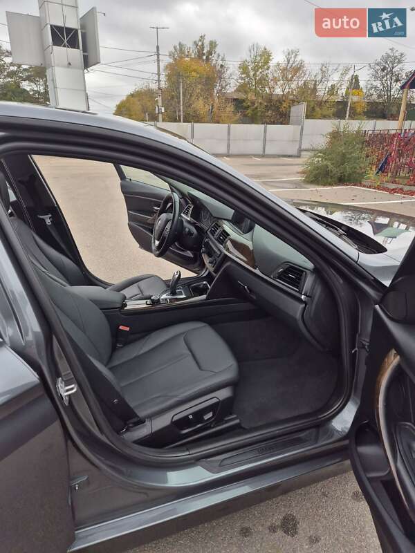 Седан BMW 3 Series 2015 в Києві фото 6 Седан BMW 3 Series 2015 в Києві