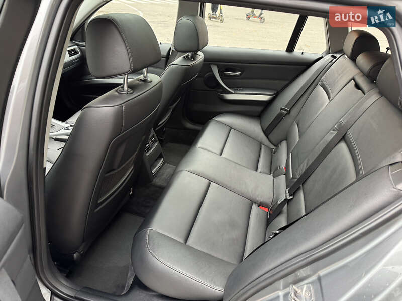 Универсал BMW 3 Series 2010 в Виннице фото 27 Универсал BMW 3 Series 2010 в Виннице
