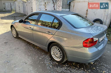 Седан BMW 3 Series 2005 в  фото 15 Седан BMW 3 Series 2005 в