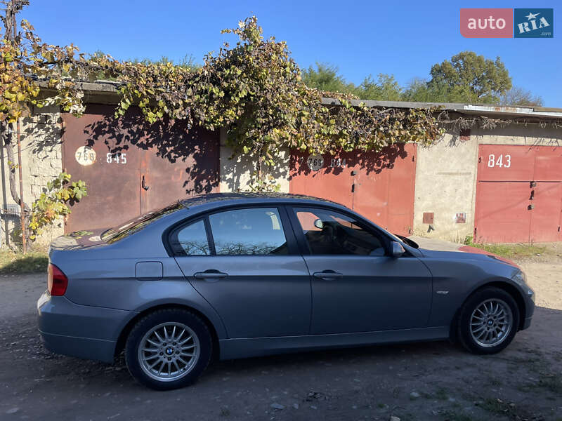 Седан BMW 3 Series 2005 в Чернівцях фото 21 Седан BMW 3 Series 2005 в Чернівцях