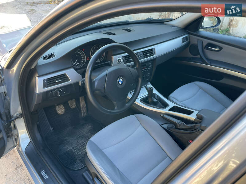 Седан BMW 3 Series 2005 в Чернівцях фото 25 Седан BMW 3 Series 2005 в Чернівцях