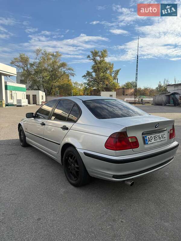 Седан BMW 3 Series 1998 в Запорожье