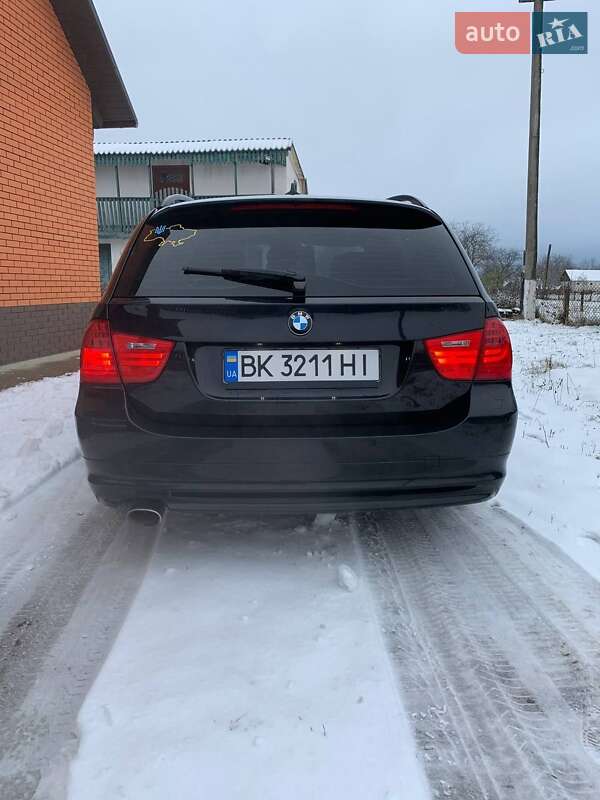 Универсал BMW 3 Series 2010 в Сарнах фото 10 Универсал BMW 3 Series 2010 в Сарнах