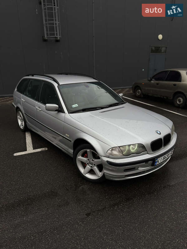 Універсал BMW 3 Series 2001 в Києві