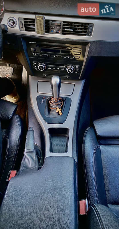 Седан BMW 3 Series 2006 в Києві фото 19 Седан BMW 3 Series 2006 в Києві