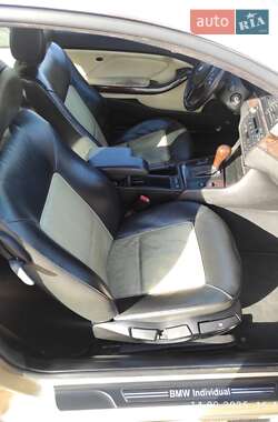 Купе BMW 3 Series 2002 в 