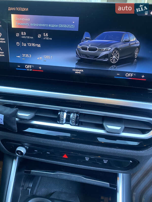 Седан BMW 3 Series 2022 в Львові