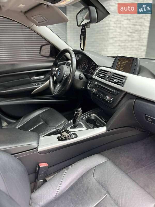 Седан BMW 3 Series 2013 в Хмельницькому