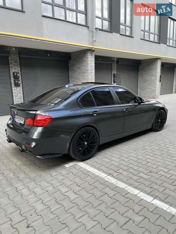 Седан BMW 3 Series 2013 в Хмельницькому