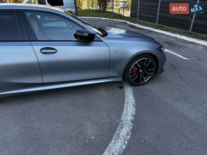 Седан BMW 3 Series 2023 в Львове