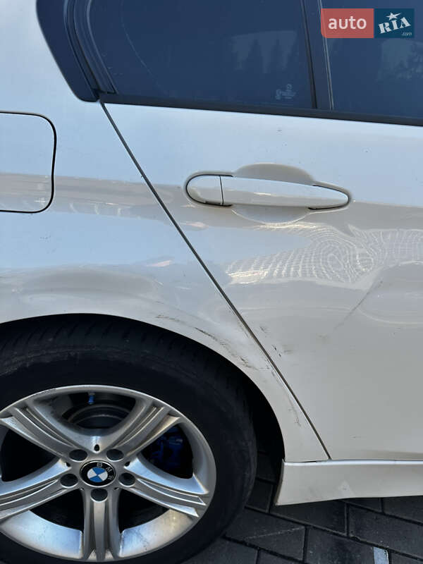 Седан BMW 3 Series 2013 в Луцке