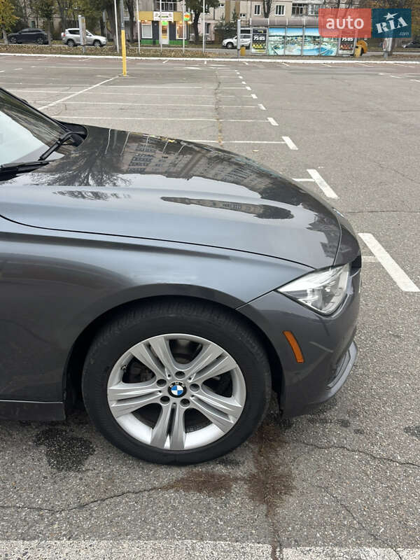 Седан BMW 3 Series 2015 в Броварах