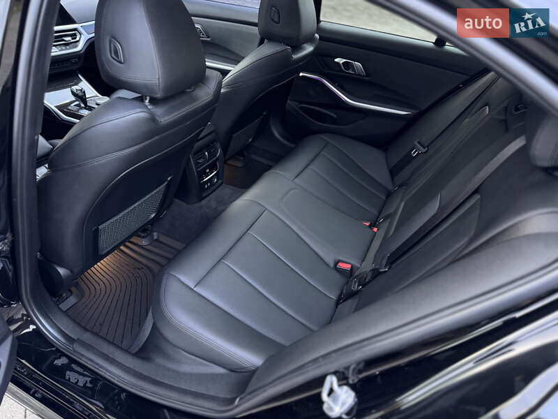 Седан BMW 3 Series 2019 в Сарнах фото 20 Седан BMW 3 Series 2019 в Сарнах