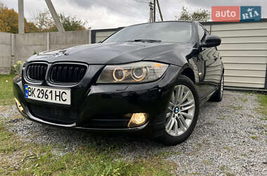 Универсал BMW 3 Series 2011 в 
