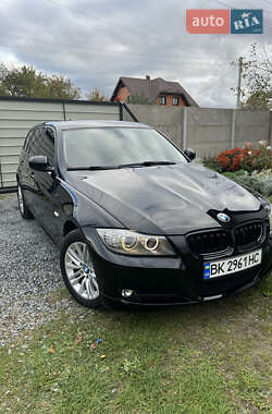 Универсал BMW 3 Series 2011 в 