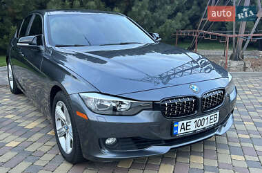 Седан BMW 3 Series 2013 в Дніпрі