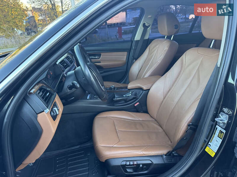 Седан BMW 3 Series 2013 в Рівному