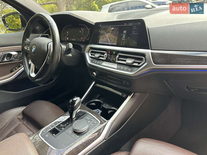 Седан BMW 3 Series 2019 в Одессе фото 10 Седан BMW 3 Series 2019 в Одессе