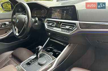 Седан BMW 3 Series 2019 в 