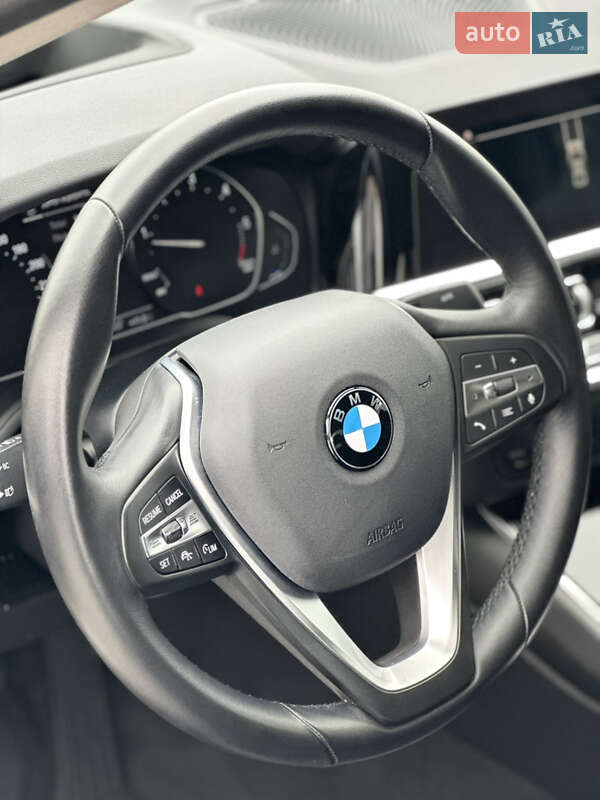Седан BMW 3 Series 2021 в Києві фото 18 Седан BMW 3 Series 2021 в Києві