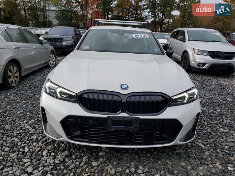 Седан BMW 3 Series 2023 в Львове