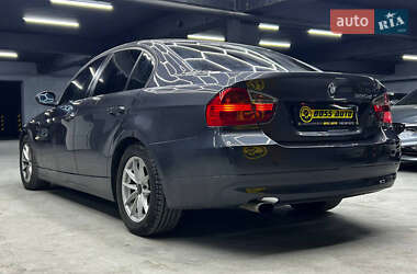 Седан BMW 3 Series 2005 в  фото 4 Седан BMW 3 Series 2005 в