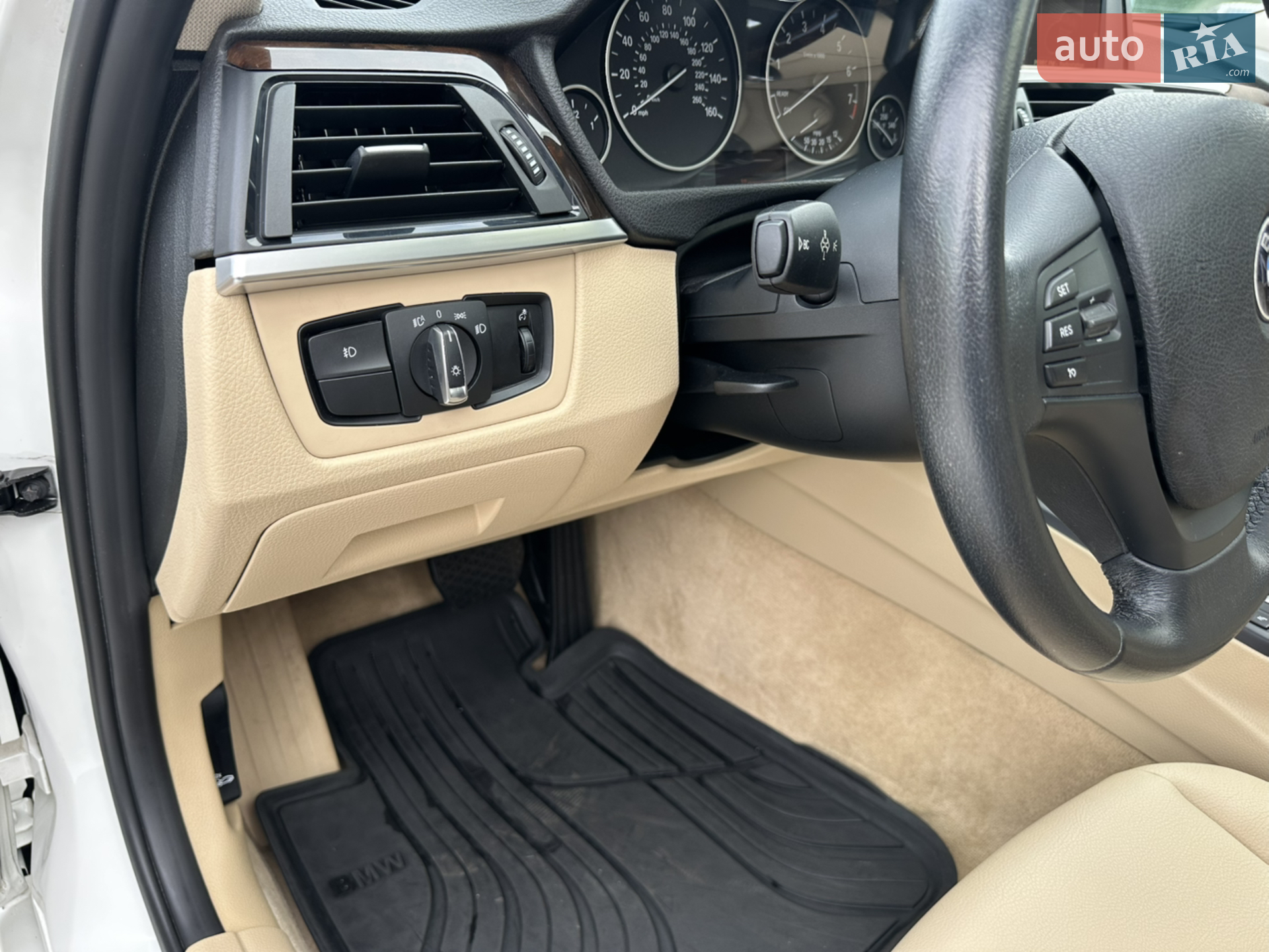 2015 BMW 3er - мініатюра 9