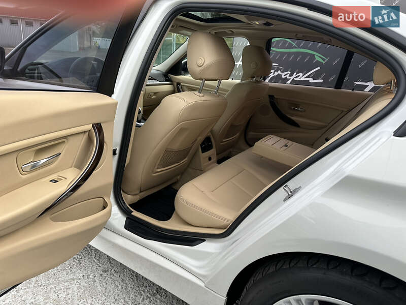 Седан BMW 3 Series 2015 в Києві фото 13 Седан BMW 3 Series 2015 в Києві