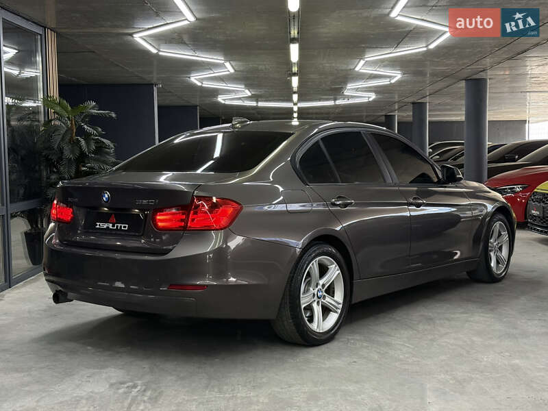 Седан BMW 3 Series 2014 в Одессе