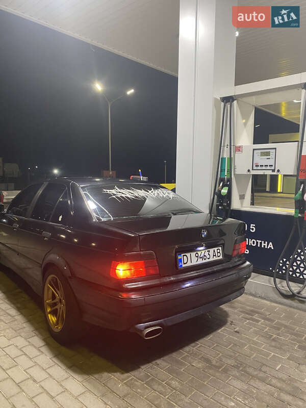 Седан BMW 3 Series 1996 в Виннице