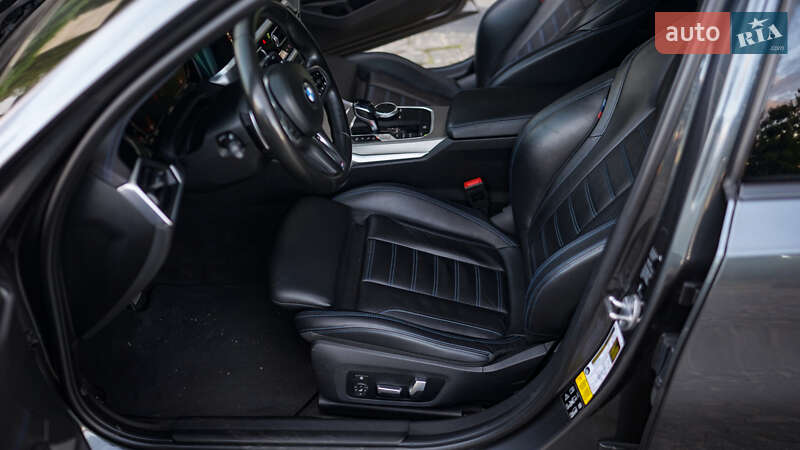 Седан BMW 3 Series 2019 в Львові