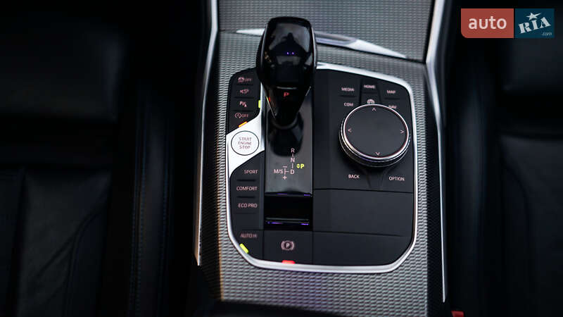 Седан BMW 3 Series 2019 в Львові