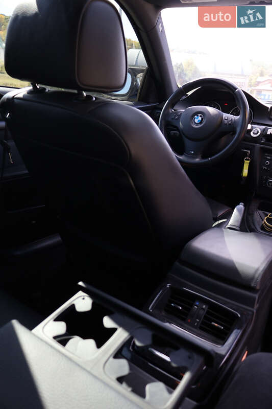 Купе BMW 3 Series 2010 в Днепре