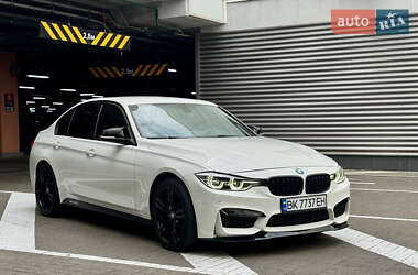 Седан BMW 3 Series 2016 в Киеве