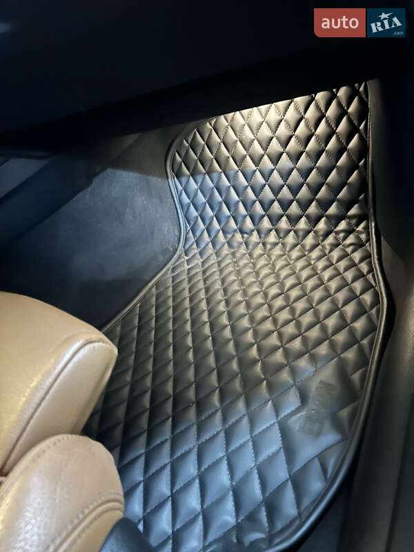 Седан BMW 3 Series 2017 в Києві фото 34 Седан BMW 3 Series 2017 в Києві