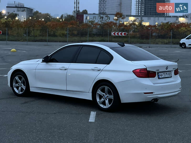 Седан BMW 3 Series 2013 в Киеве