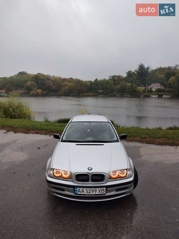 Седан BMW 3 Series 1999 в Миронівці
