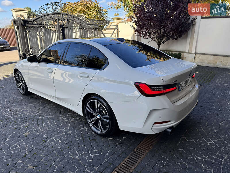 Седан BMW 3 Series 2023 в Львові
