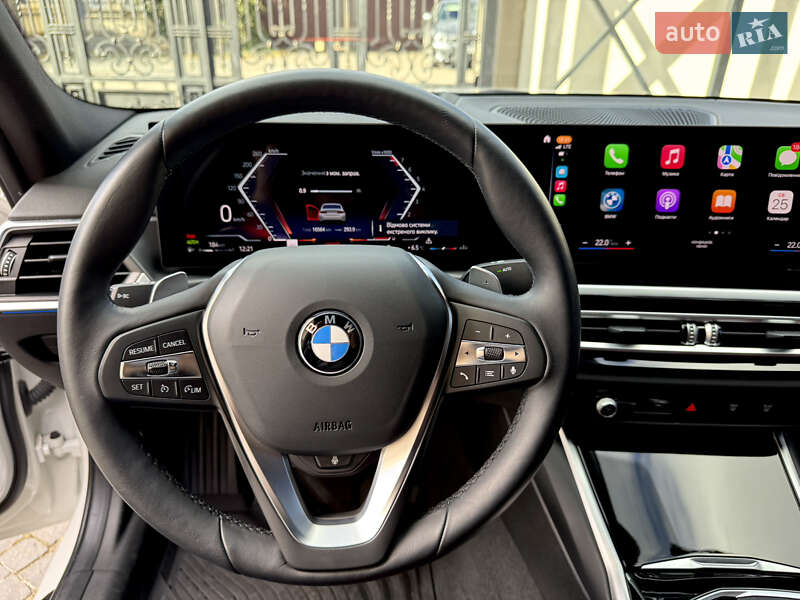 Седан BMW 3 Series 2023 в Львові