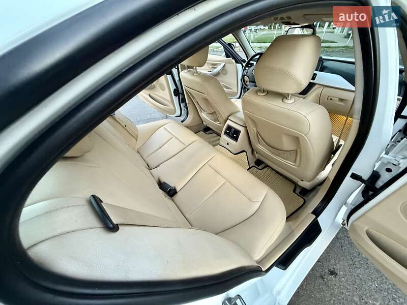 Седан BMW 3 Series 2012 в Одессе фото 49 Седан BMW 3 Series 2012 в Одессе