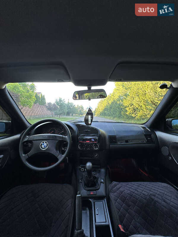 Седан BMW 3 Series 1996 в Ровно фото 8 Седан BMW 3 Series 1996 в Ровно