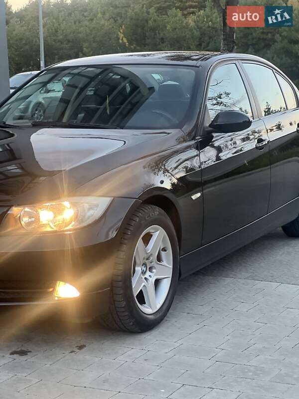 Седан BMW 3 Series 2007 в 