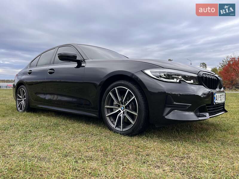 Седан BMW 3 Series 2020 в Киеве
