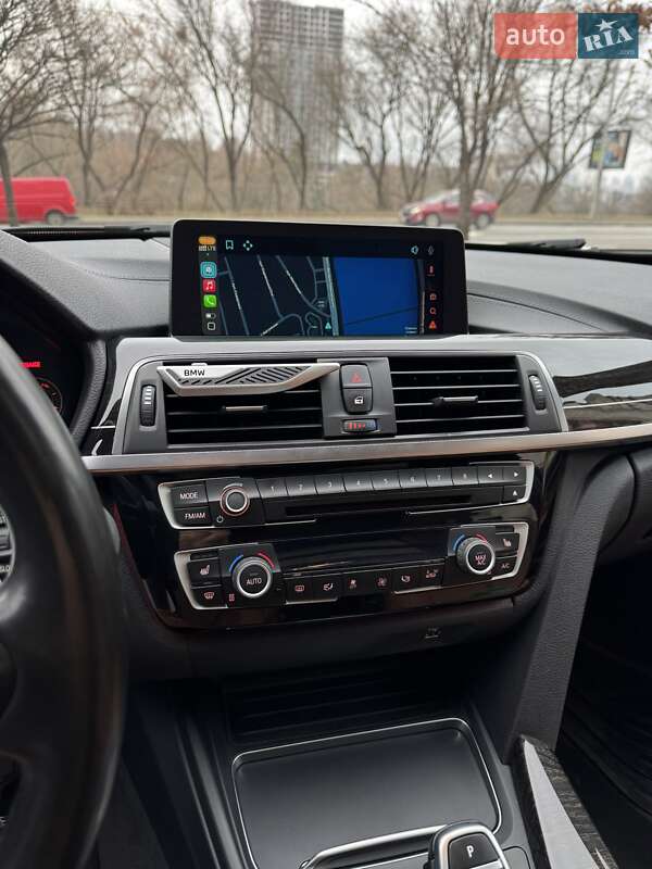Універсал BMW 3 Series 2017 в Києві