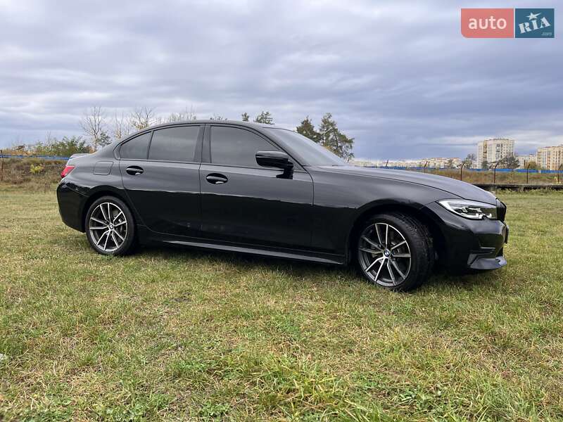 Седан BMW 3 Series 2020 в Киеве