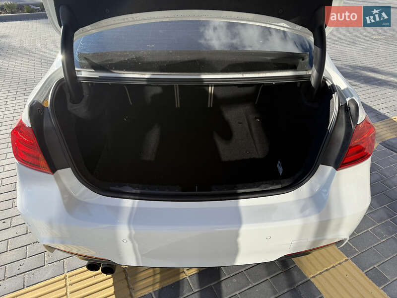 Седан BMW 3 Series 2014 в Вінниці
