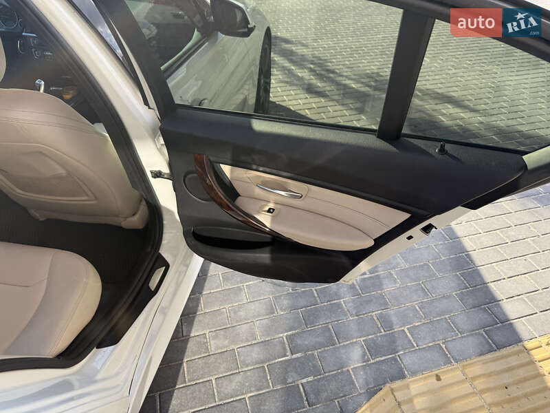 Седан BMW 3 Series 2014 в Вінниці