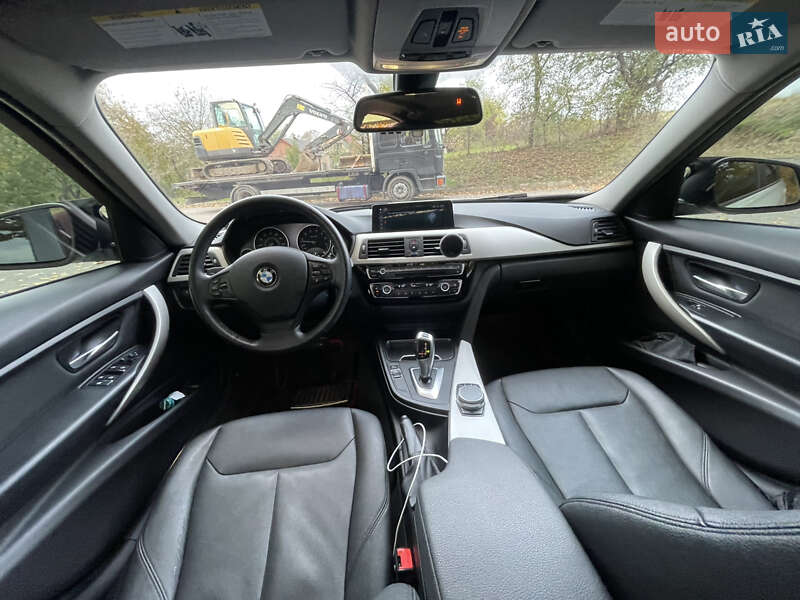 Седан BMW 3 Series 2018 в Ровно фото 13 Седан BMW 3 Series 2018 в Ровно
